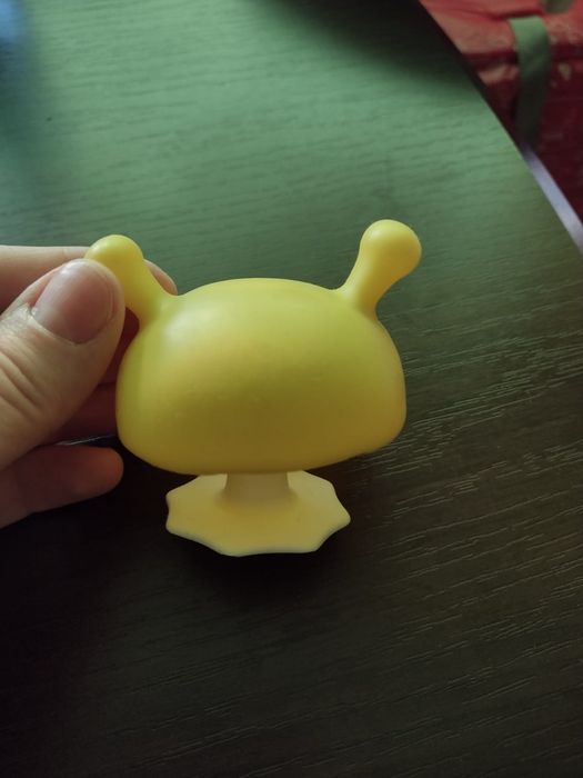 Gryzak mombella grzybek