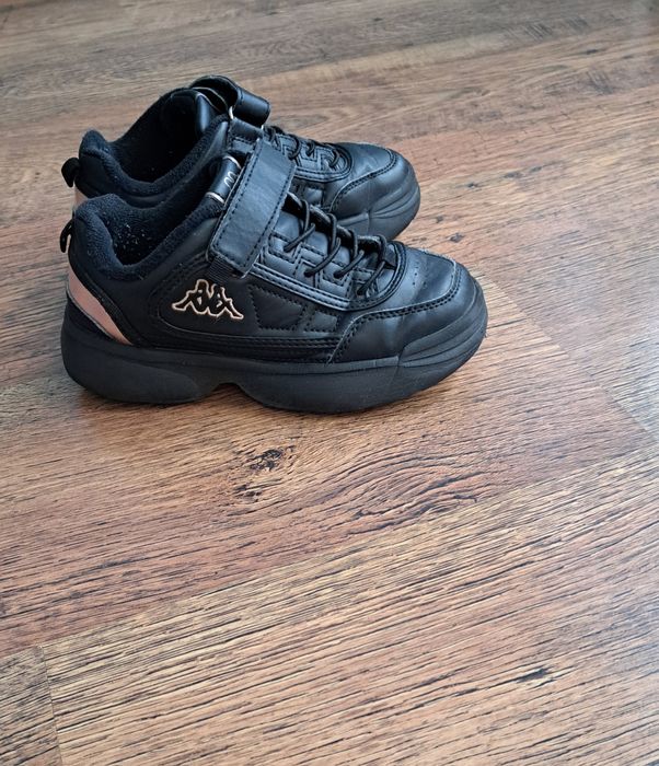 Buty sportowe rozm. 32