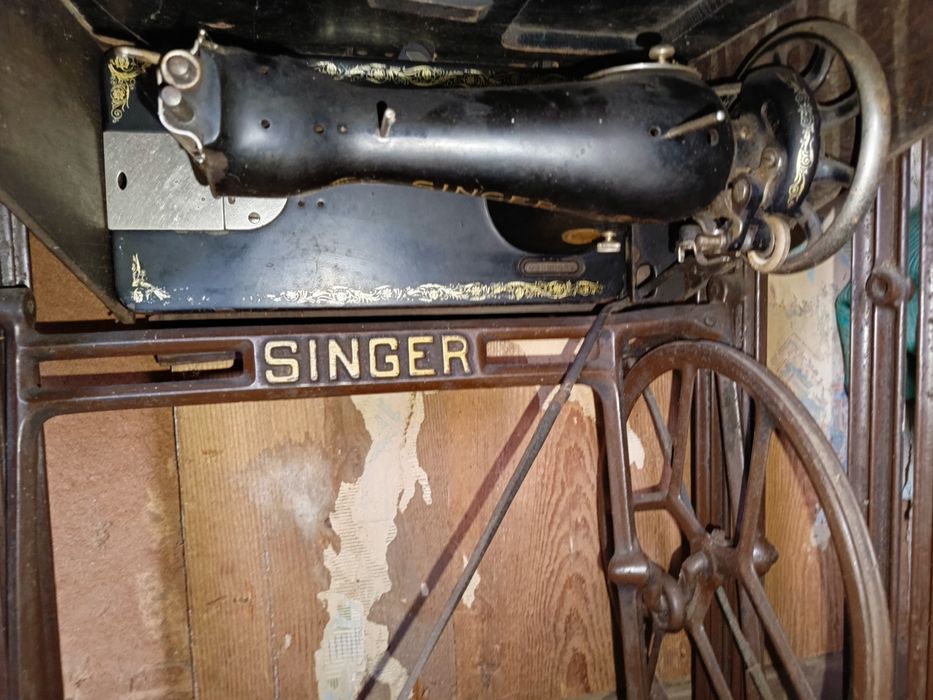 Piękna maszyna do szycia Singer