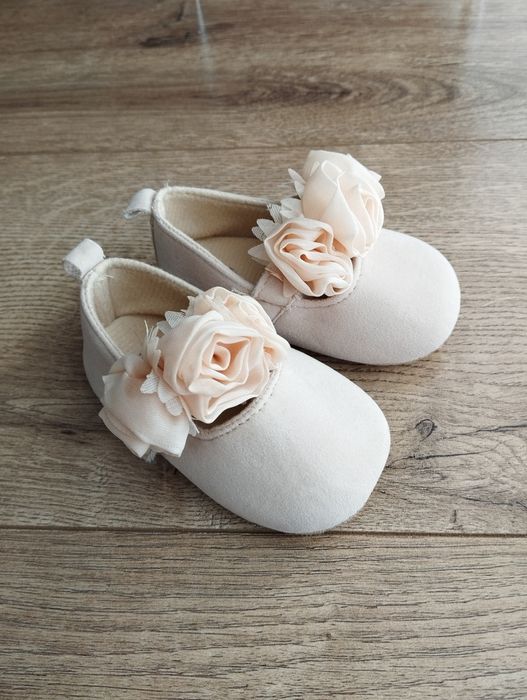 Komplet, sukienka tiulowana, opaska i buciki na chrzest/wesele