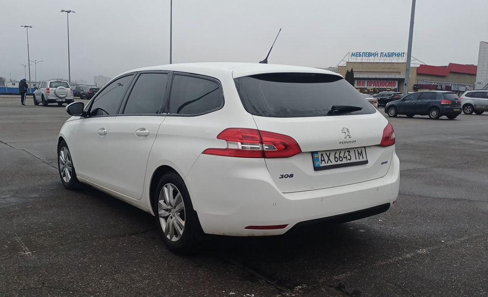 Продам Пежо 308 1.6д 120к.с. 2015р.в.