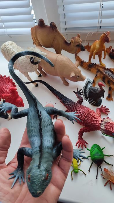 Іграшки гумові тварини