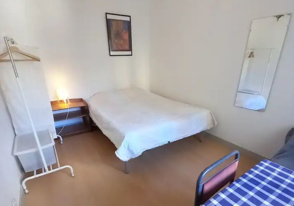 Quarto 210€ ou apartamento 800€ por semana