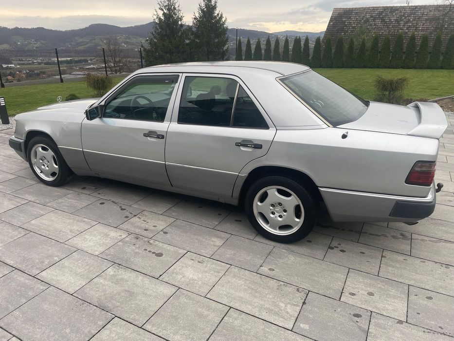 Mercedes-Benz W124 (1984-1993) Mercedes w124 zdrowy bez korozji z klimatyzacja