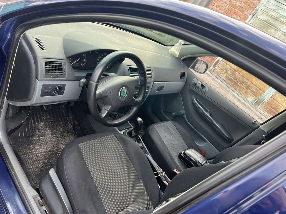 Шкода фабія 1.2л