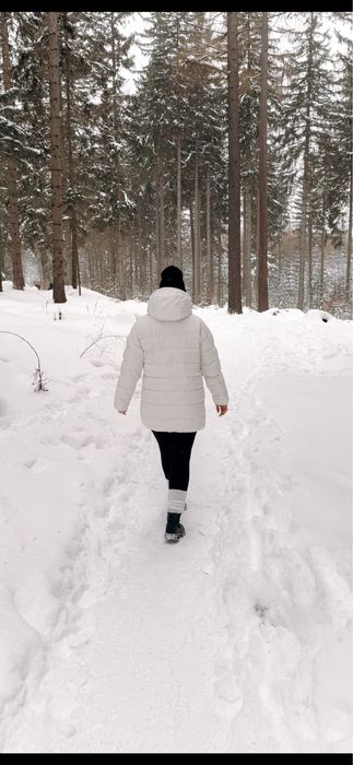 Kurtka Nike Puchowa, rozmiar S, bardzo dobry stan