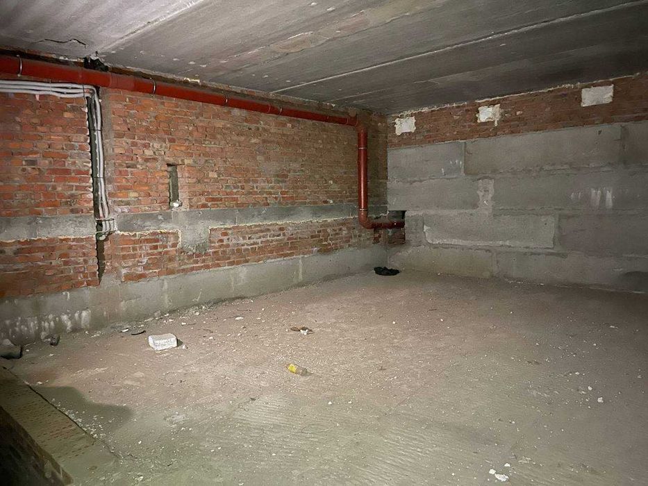 Продаж комерційного приміщення Винники 110 м.кв.