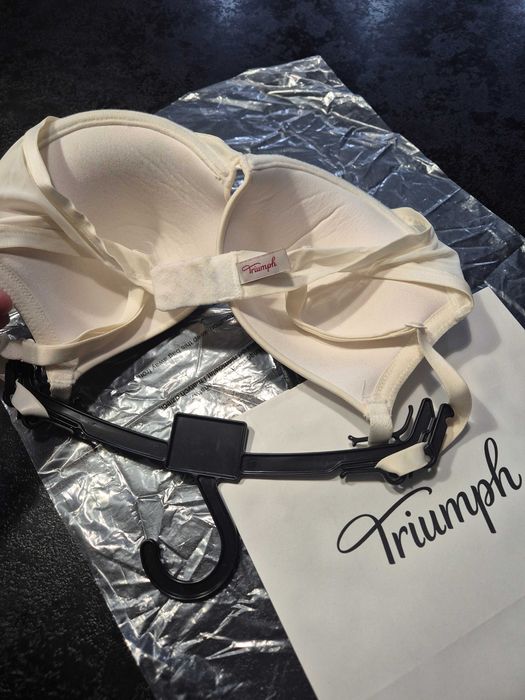 Nowy biustonosz Triumph Sexy Angel Spotlight WHU01, 70E, push-up