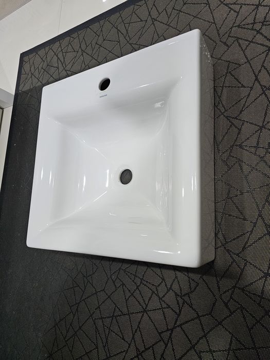 2 Lavatórios + Base de chuveiro em cerâmica