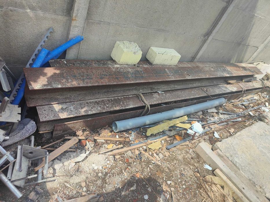 Materiały budowlane: deskowanie, dwuteowniki,szalunki,gres,nadproża