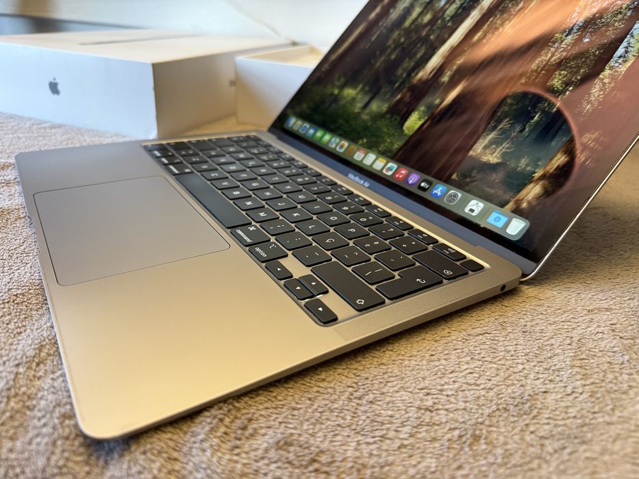 Apple MacBook Air 13” 2020 i3 INTEL