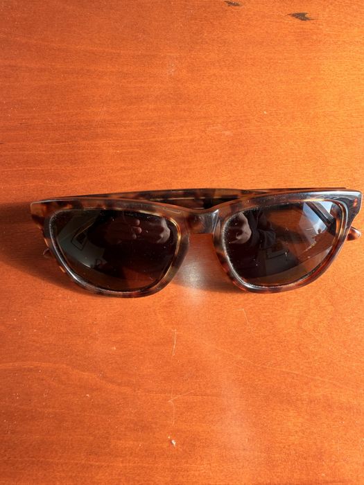 Oculos da hawkers em bom estado