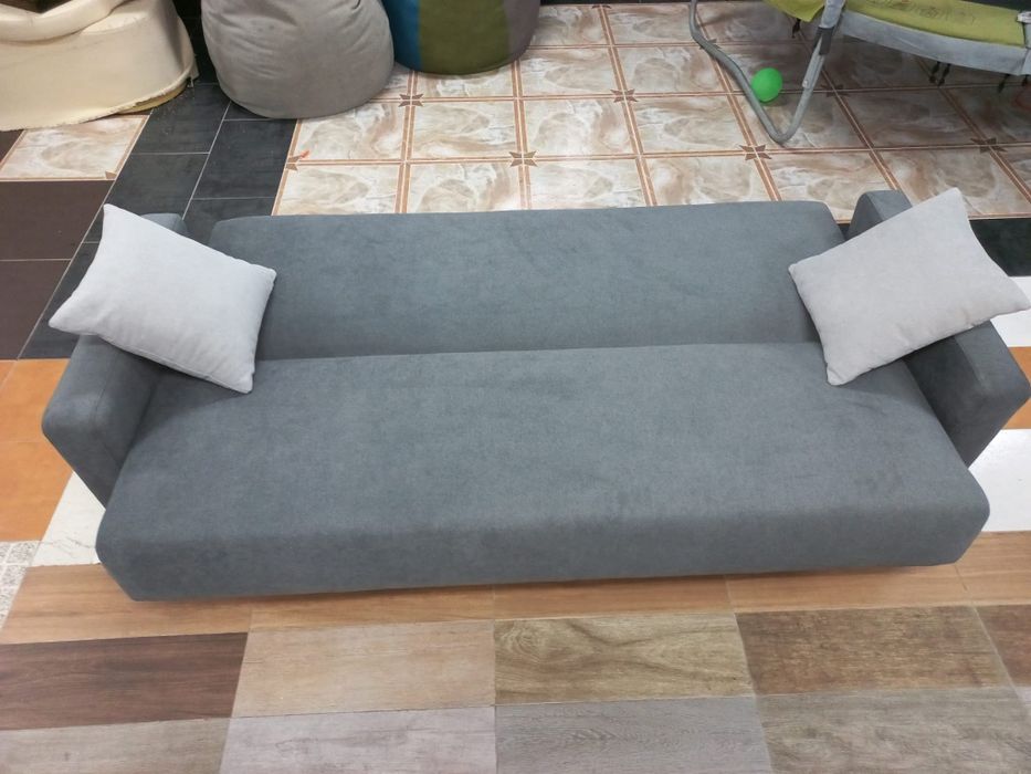 Sofá Cama dobrável como novo ( restaurado )