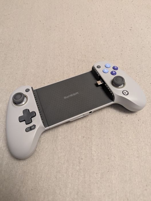 Kontroler gamepad GameSir G8 Galileo USB-C z uchwytem na telefon