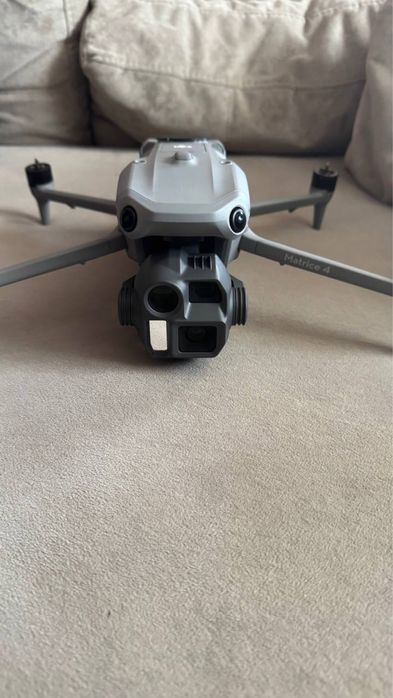 Продам Новий DJI Matrice 4E (53хвилини)