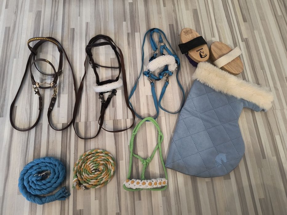 Zestaw hobby horse x3, stajnia