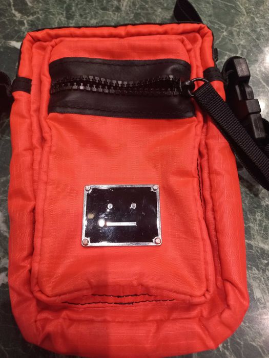 Сумочка ACNE Studios Logo Plaque Pocket Bag "Dark Orange'