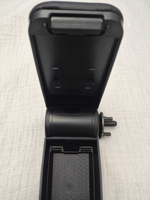 Consola / Apoio de braço para carro - Novo