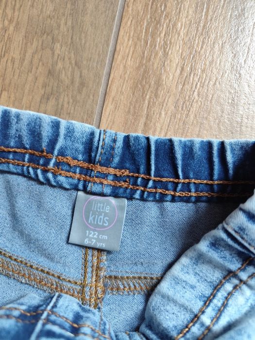 Spodnie rozmiar 122 little kids