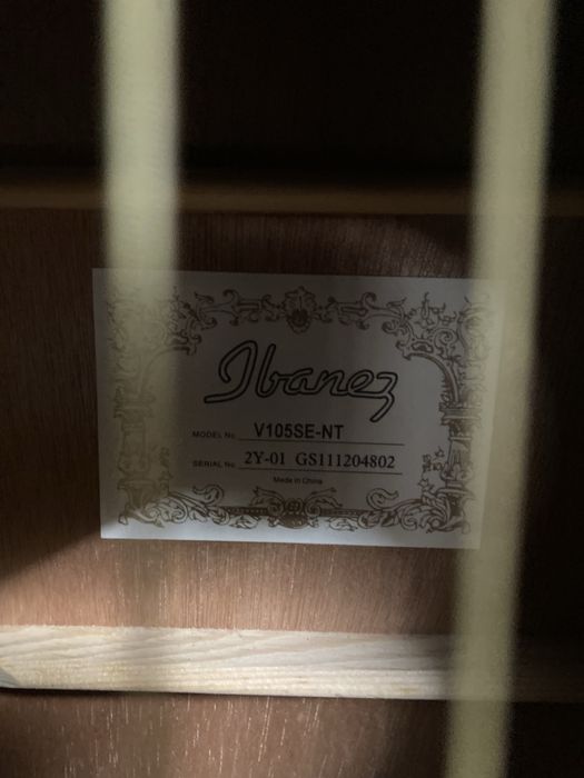 Guitarra ibanez acustica.