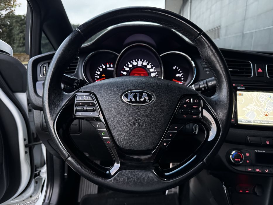 Kia Ceed S Coupé 1.6 CRDi