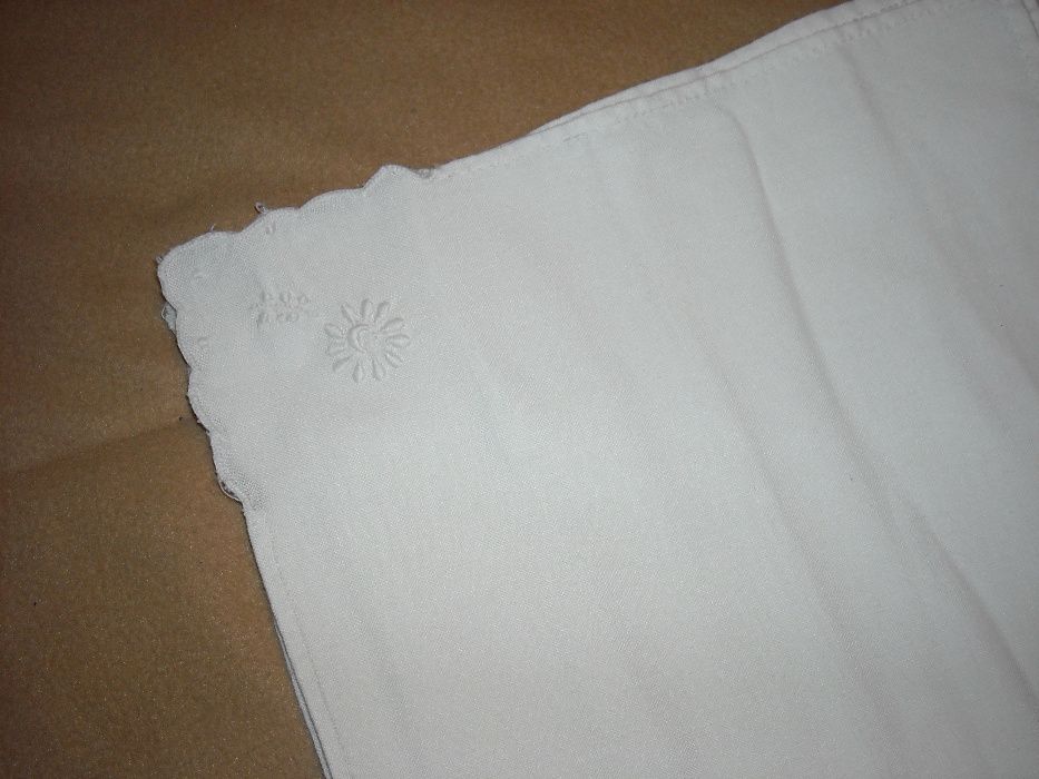 Guardanapos em linho fino bordados Novos - 6 pcs