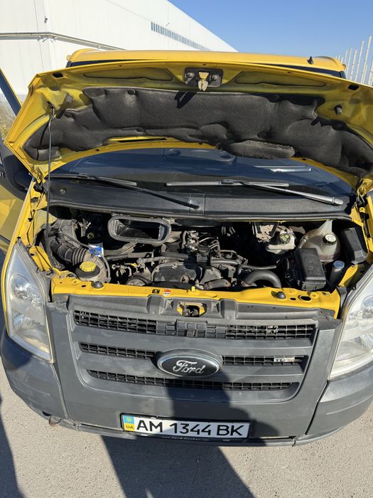 Продам Ford Transit 2.4 дизель