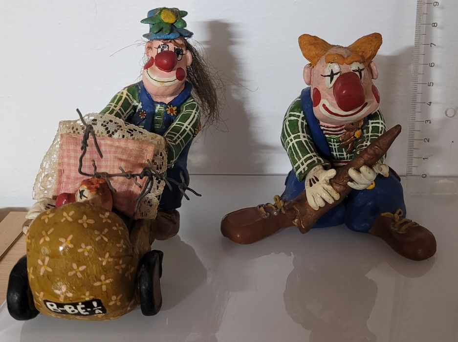 Clown Puppets