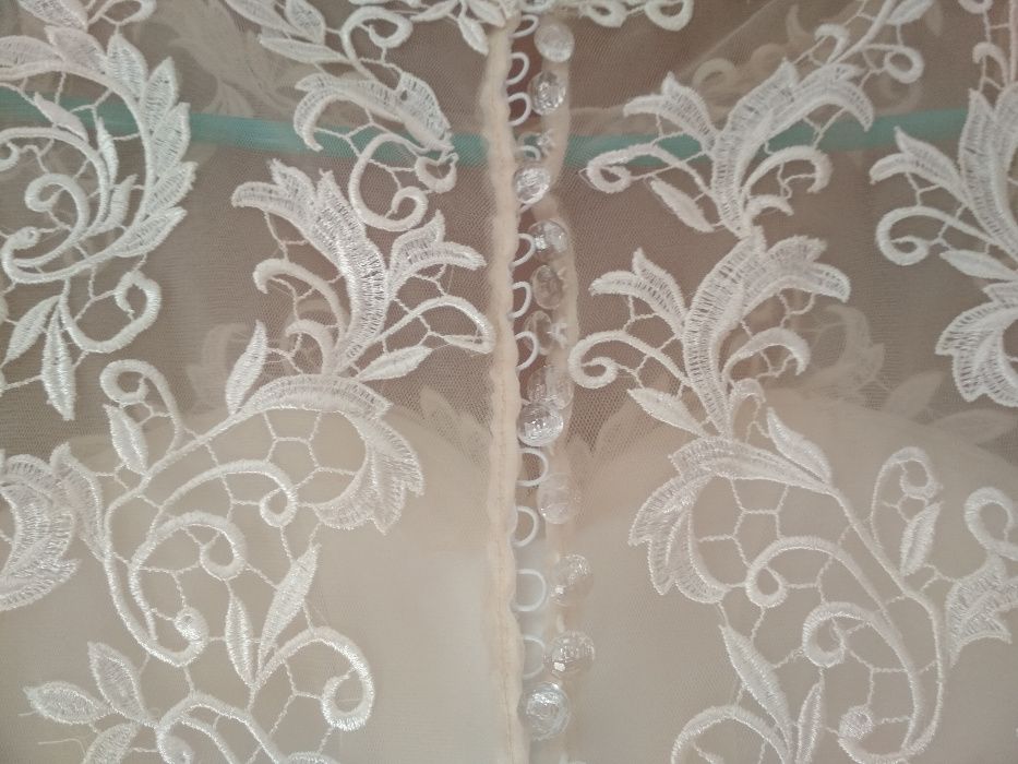 Suknia ślubna śmietanka koronka muślin