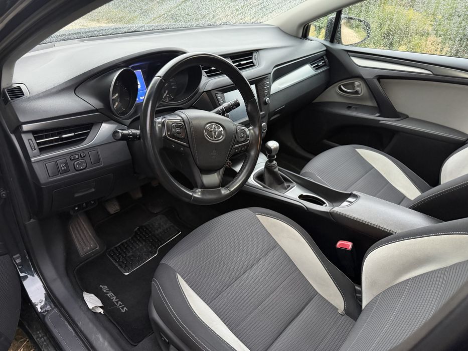 Toyota avensis 2.0d