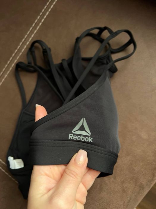 Спортивний топ Reebok