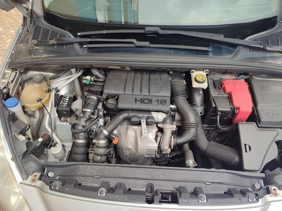 Peugeot 308 1.6 HDi 2010 TETO PANORÂMICO 7 LUGARES