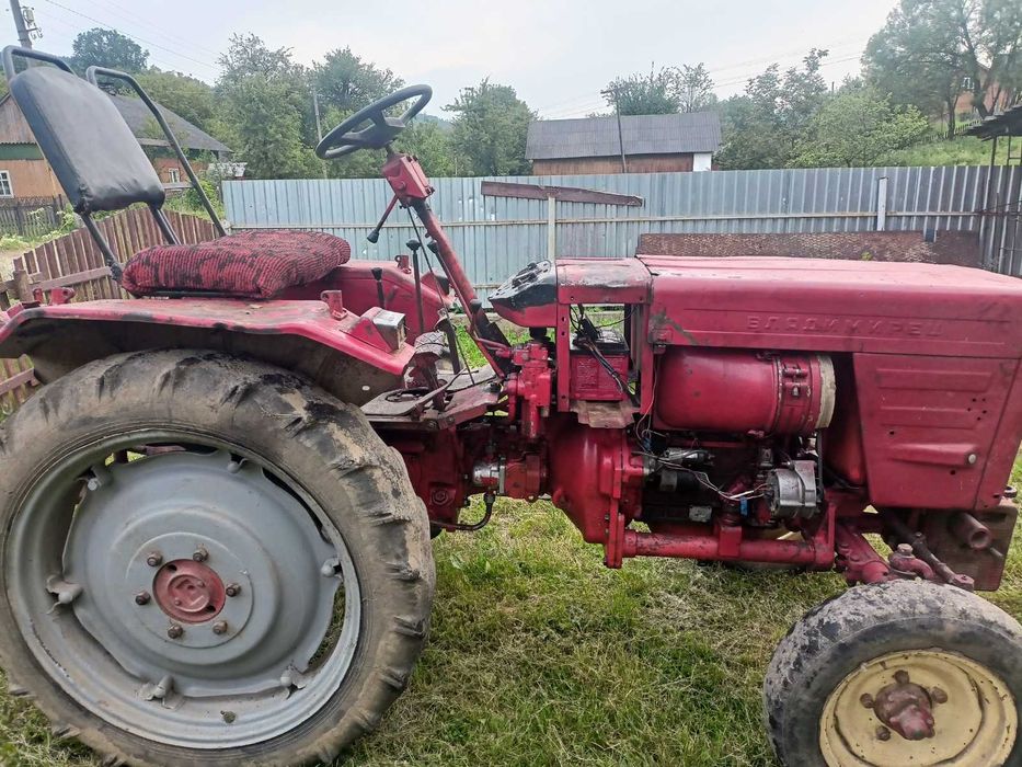 Продається Трактор т25