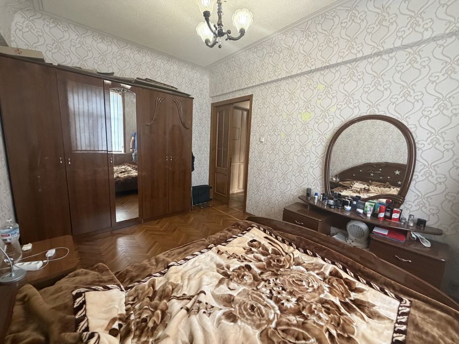 Продам 2х.комнт.квартру на ул.Пастера. Центр.