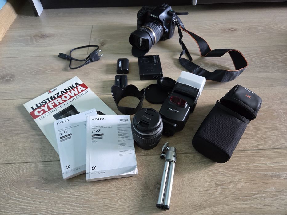 Lustrzanka Sony alfa 77