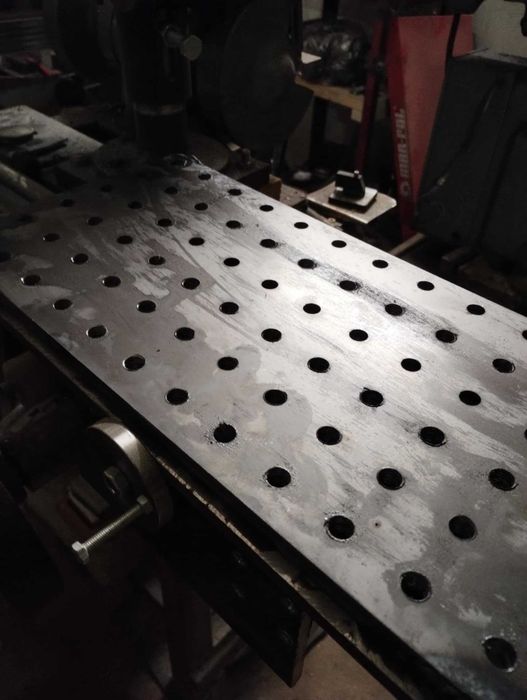 Stół rastrowy blacha 8 mm do maszyn CNC alternatywa dla stołów teowych