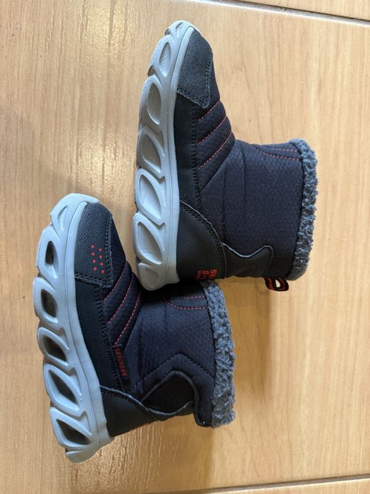 черевики skechers 25