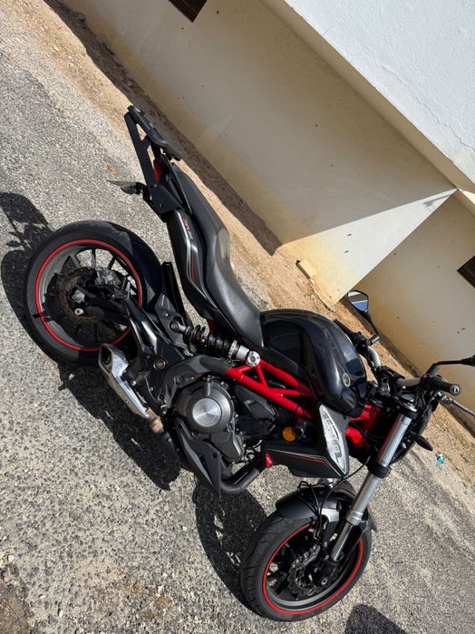 BENELLI 302 ano 2018