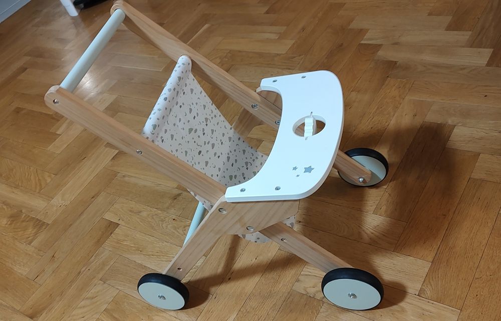 Wózek dla dzieci dla Lali Drewniany
