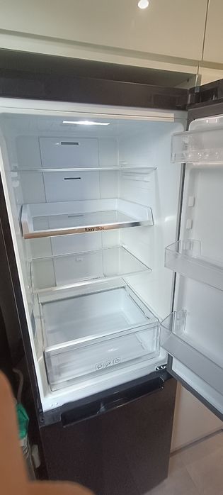 Czarna Lodówka Samsung No Frost
