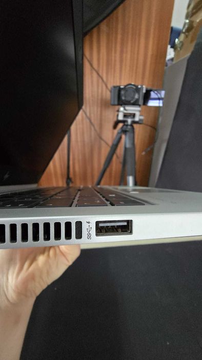 Computador Portátil HP EliteBook 830 G5 [Garantia] i5 + 8GB RAM + SSD NVMe + W11 Pro [Grau A / Como novo]