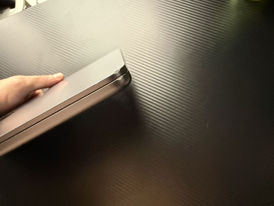 Macbook Air 2024 M3 8GB