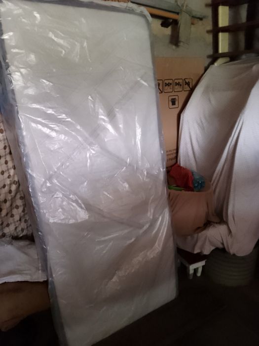 Матрац односпальний