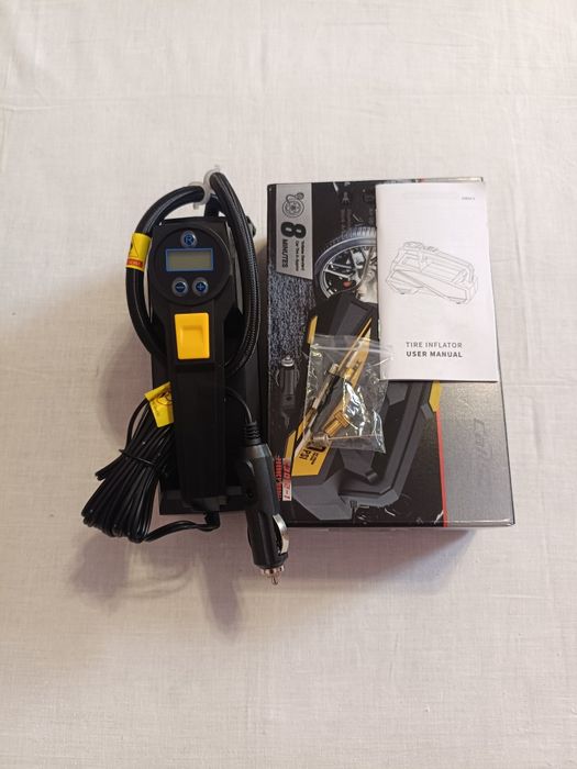 Автомобільний компресор Tire Inflator 150 PSI 12V цифровий манометр