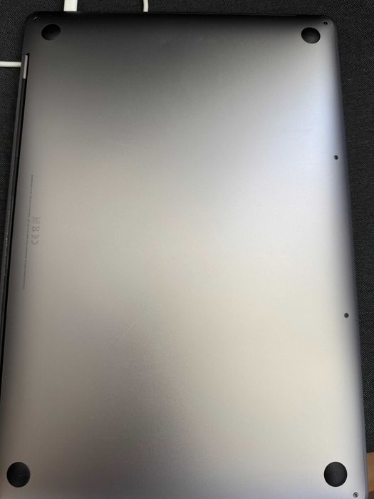 Macbook Pro 16 | 2019 | i7, 32GB | dysk 512GB | A2141, stan bdb