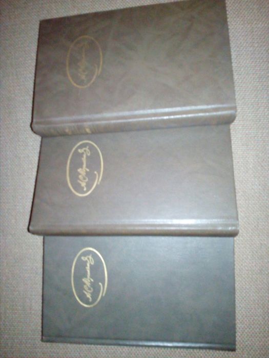 Пушкин и Лермонтов! Собрания сочинений в 3 и 2 томах