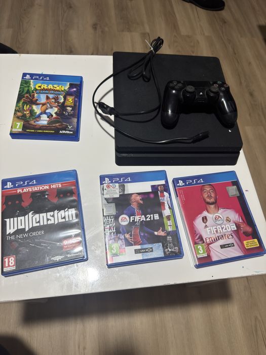 PS4 SLIM 500GB com jogos