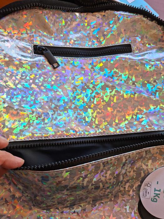 Mochila escolar  NOVA muito linda Impermeável