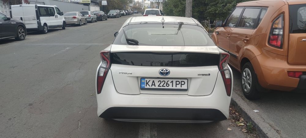 Toyota prius 50 2016 оренда в таксі. Довгострокова Оренда .