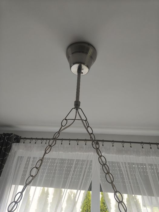 Lampa wisząca nad stół